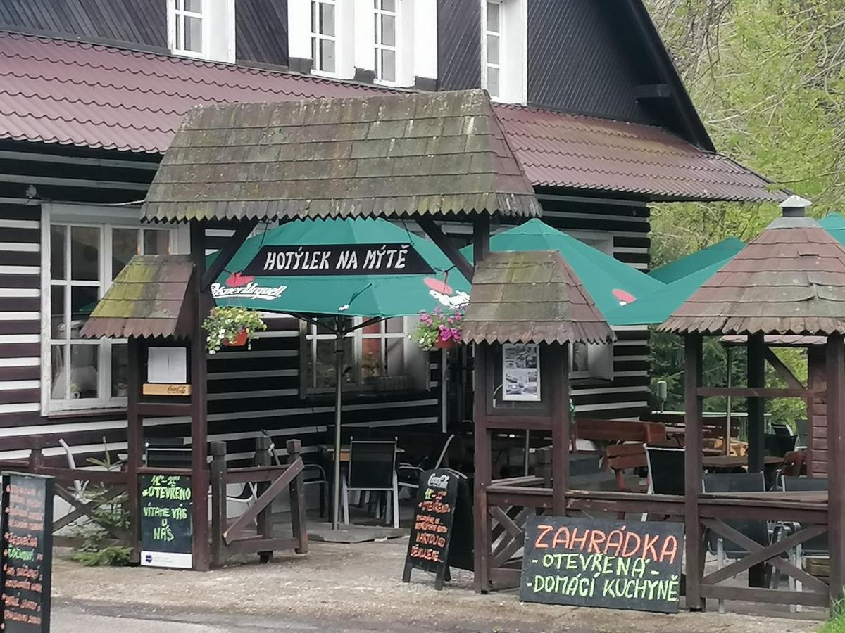 Hotel Hotylek Na Myte Harrachov Zewnętrze zdjęcie