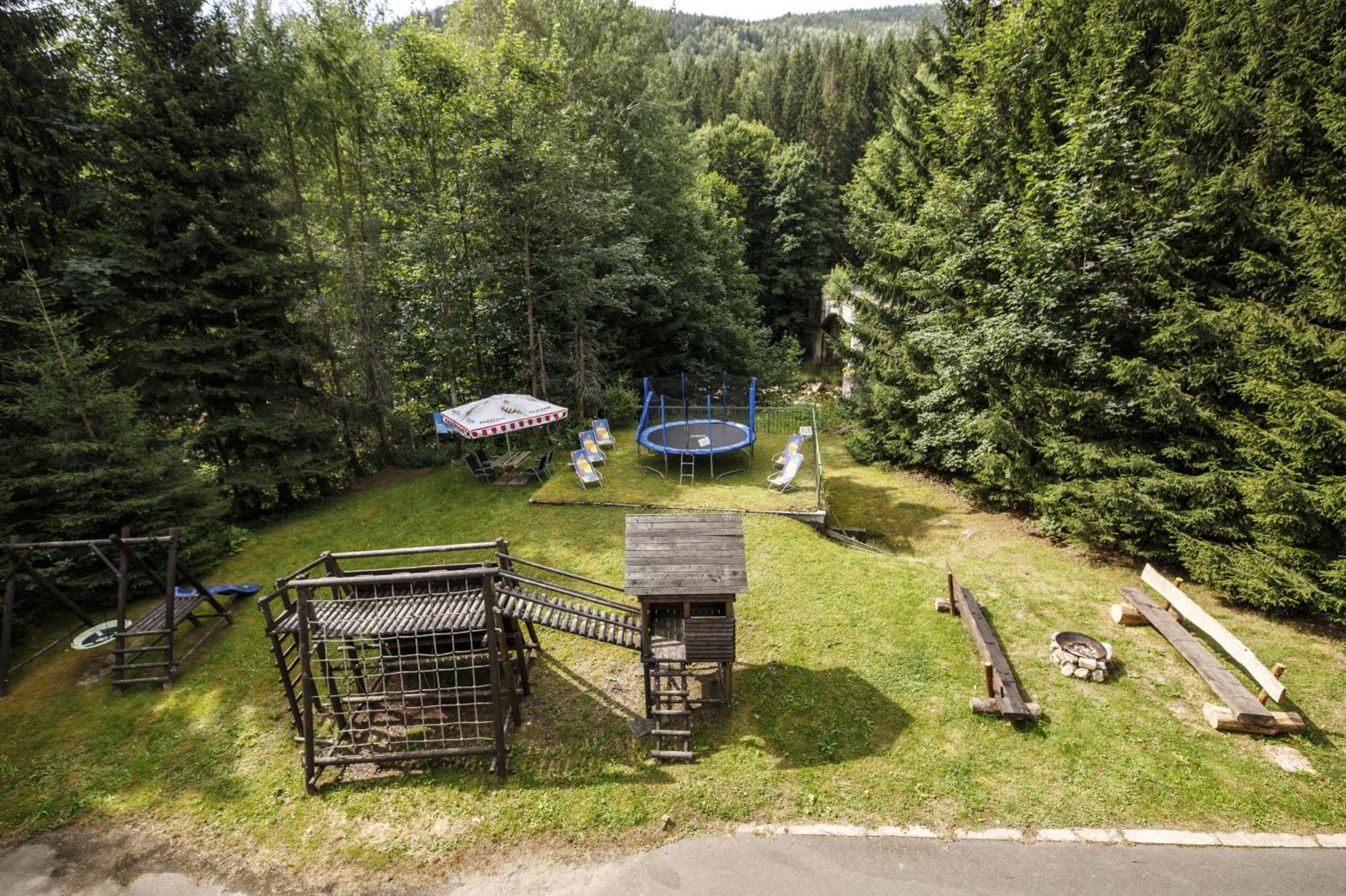 Hotel Hotylek Na Myte Harrachov Zewnętrze zdjęcie