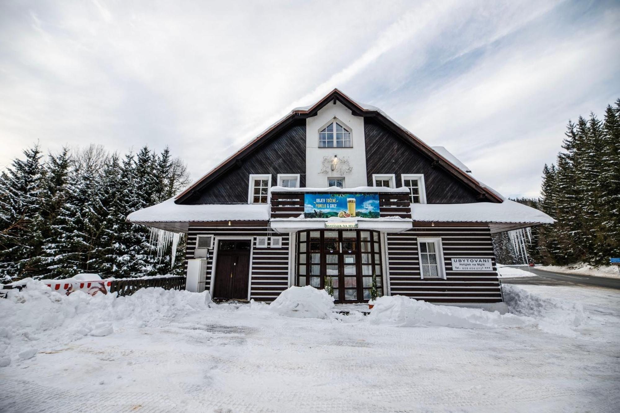 Hotel Hotylek Na Myte Harrachov Zewnętrze zdjęcie